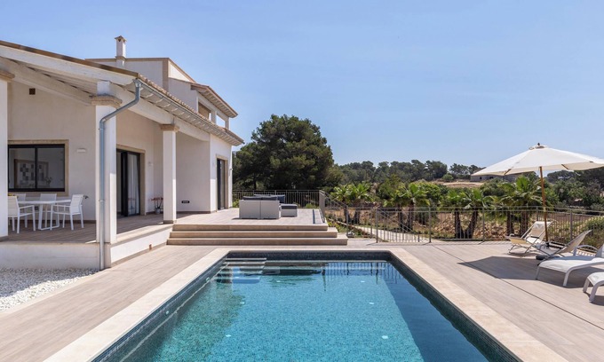 Ses Salines Casa | Casa de vacaciones Colonias con vistas al mar, piscina privada, terraza, A/C y Wi-Fi