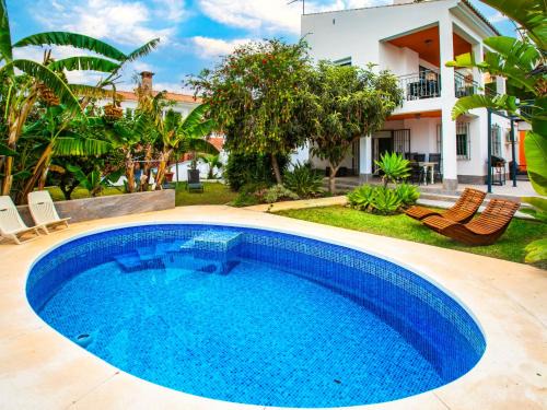 Benajarafe Casa | Holiday Home Delfines by Interhome