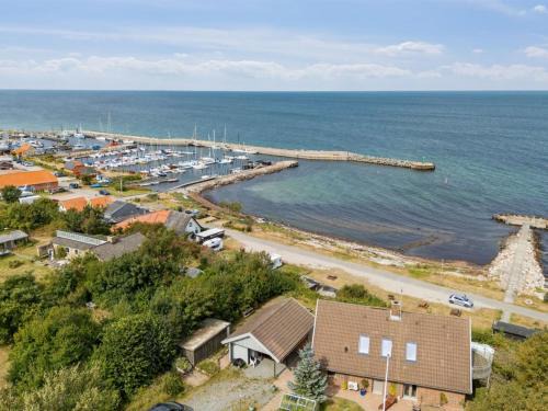 Havnebyen Casa | Holiday Home Dzavid - 50m from the sea by Interhome