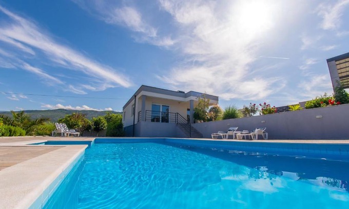 Blagaj Casa | Holiday Home Endless Summer