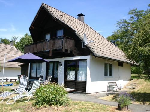 Feriendorf Frankenau Casa | Holiday Home Eule by Interhome