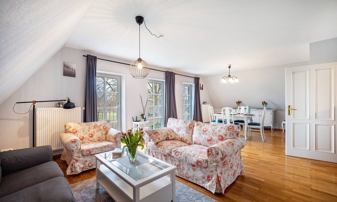 Sankt Jurgen Casa | Casa de vacaciones 'Ferienwohnung Gestüt Kriseby' con terraza compartida, jardín compartido y Wi-Fi