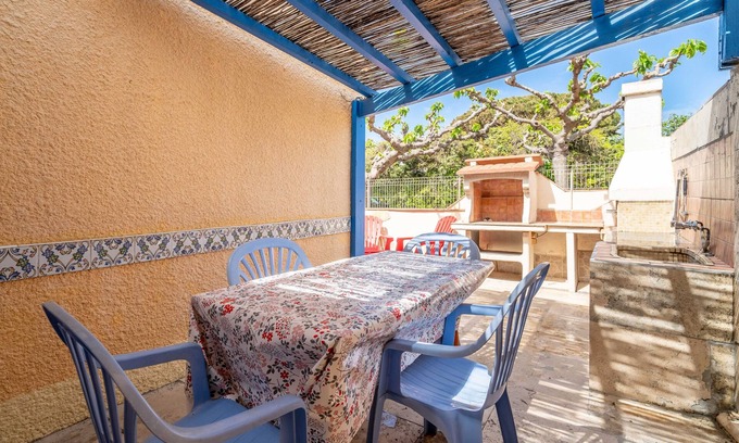 Les Cabanes de Fleury Casa | Casa de vacaciones 'Fleurynes' con terraza privada y jardín privado