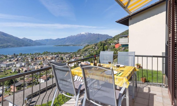 Gordola Casa | Holiday Home Fontanella Amazingview by Interhome