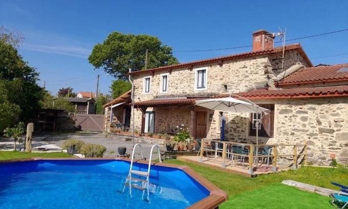 Viano Pequeno Casa | Casa de vacaciones 'Fonte Do Barro Y Spa Opcional' con vistas a la montaña, piscina privada y Wi-Fi