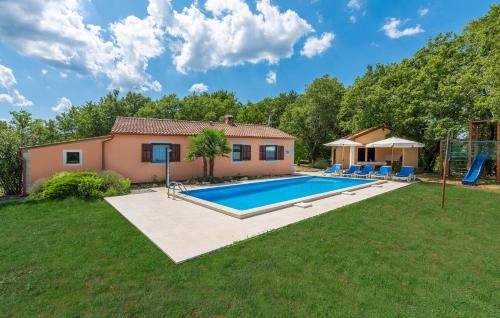 Tinjan Casa | Holiday Home Fragola