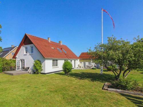 Lokken Casa | Holiday Home Fraþulf - 6km from the sea by Interhome