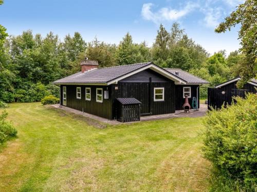 Aabybro Casa | Holiday Home Ginette - 400m to the inlet by Interhome
