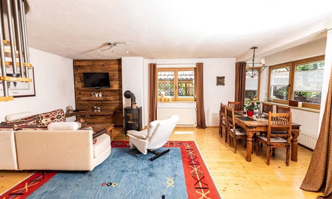 Liesfeld Casa | Casa de vacaciones Haus Evelin con jardín y parrilla