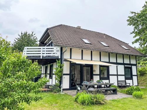 Feriendorf Frankenau Casa | Holiday Home Hebbink by Interhome