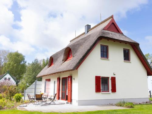 Trassenheide Casa | Holiday Home Heide by Interhome