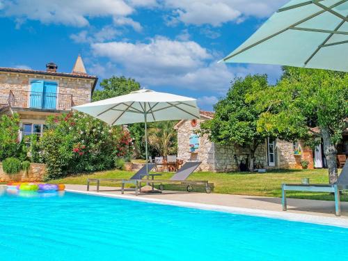 Kastelir-Labinci Casa | Holiday Home Hibiskus by Interhome