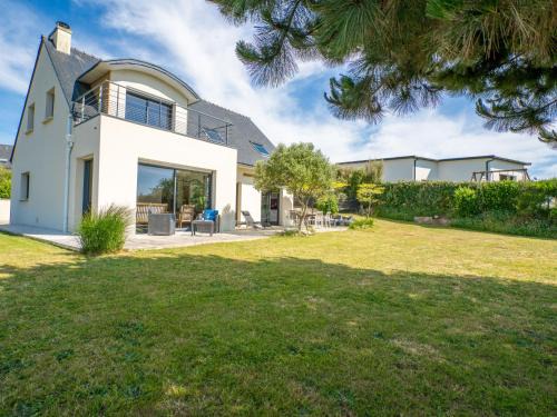 Plouarzel Casa | Holiday Home Hidel by Interhome