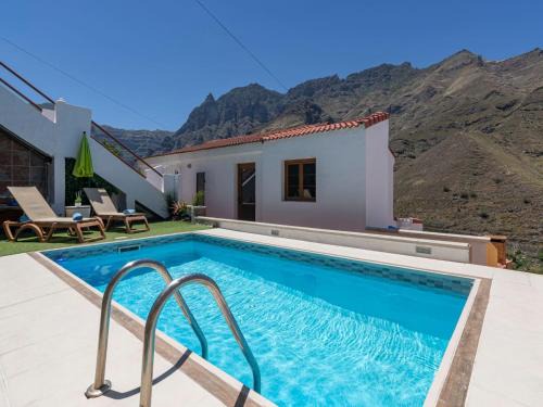 Agaete Casa | Holiday Home in Agaete with Heated Pool