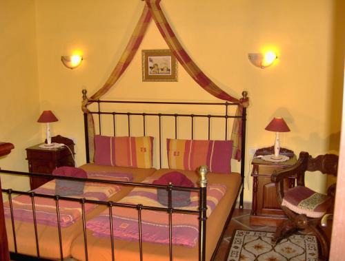 El Guincho Apartamento | Holiday home in English style with sea view