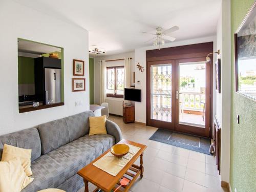 Sant Pere Pescador Casa | Holiday Home in Catalonia near Beach