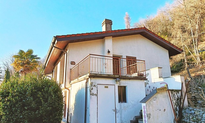 Colmegna Casa | Casa en Italia con vistas al mar y montaña