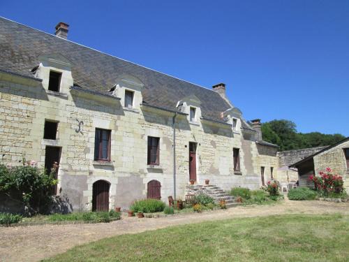 Lerne Casa | Holiday Home in Lerné with Garden