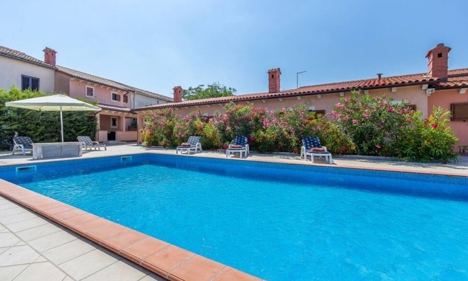 Loborika Chalet De Esquí | Casa de vacaciones en Loborika con Terraza, Acondicionador, WIFI, Lavadora (3642-1)