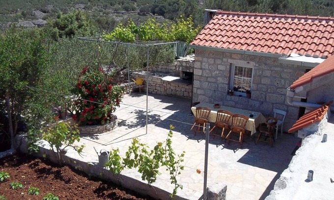 Mirce Casa | Casa de vacaciones en Mirca con terraza