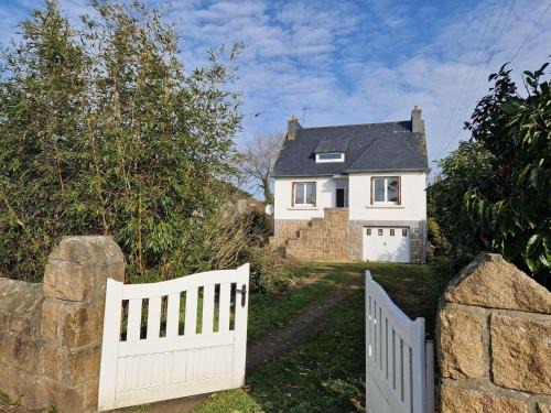 Penvenan Casa | Holiday Home in Port-Blanc near Les Dunes Beach
