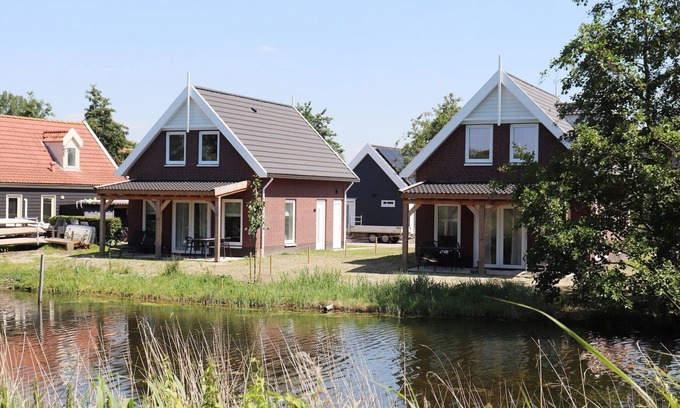 Municipality of Nissewaard Casa | Casa en Simonshaven cerca de la Playa