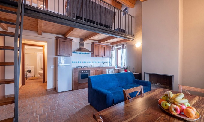 Mombaroccio Casa | Holiday Home in Villagrande Near Pool & Beach