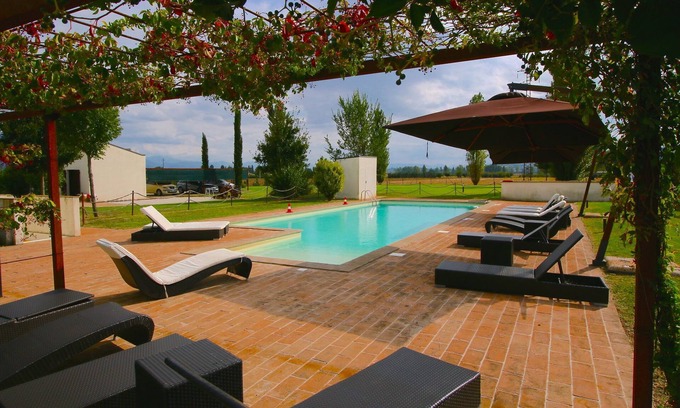 Foligno Casa | Casa en Foligno con piscina y terraza