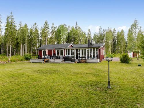 Ryd Casa | Holiday Home Jönsamåla by Interhome