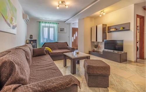 Kavran Casa | Holiday Home Kavran With Fireplace 03