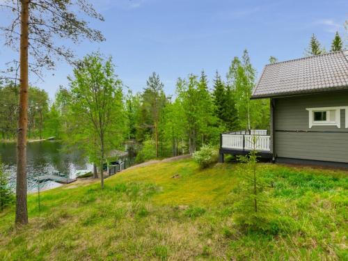 Rautalampi Casa | Holiday Home Kiikkukallio by Interhome