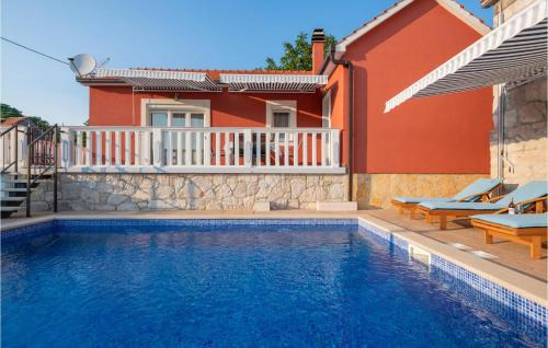 Central Dalmatia Casa | Holiday Home Kresevo With Fireplace 11