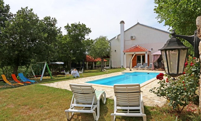 Gradina Casa | Holiday Home Krka Waterfalls