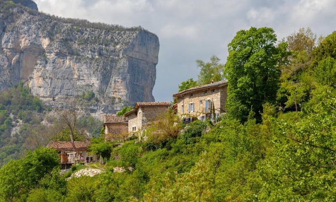 Choranche Casa | Casa de vacaciones 'L' Echappée En Vercors' con vistas al lago, terraza privada y Wi-Fi