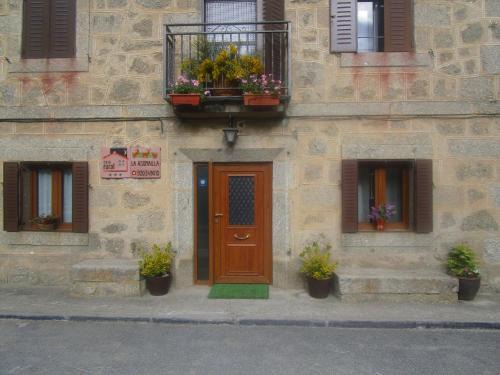Hoyos del Espino Casa | Holiday Home La Asomailla