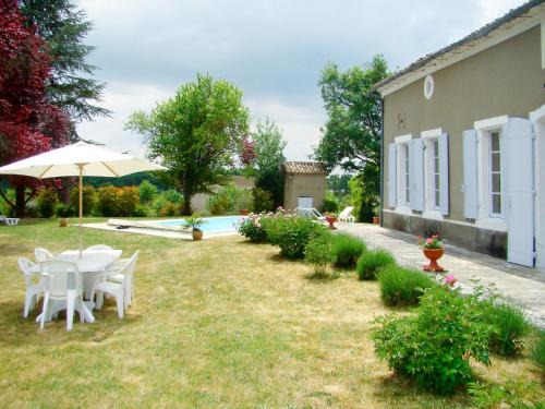 Lalandusse Casa | Holiday Home La Gaubide by Interhome