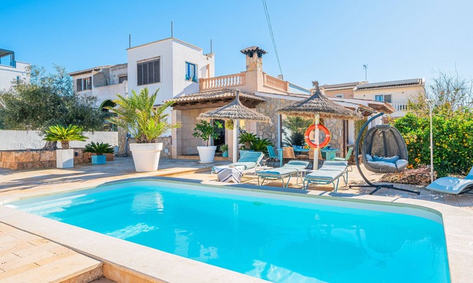 Badia Gran Casa | Casa de vacaciones 'La Playita' con vistas al mar, piscina, jardín y Wi-Fi