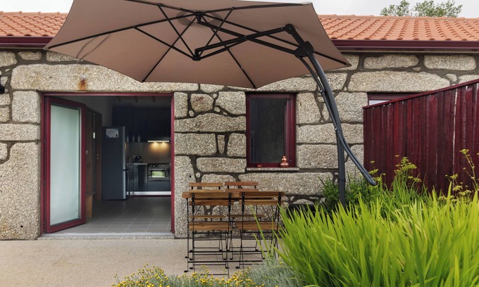 Guilhofrei Casa | Casa de vacaciones 'Lagar' con vistas al lago, Wi-Fi y aire acondicionado