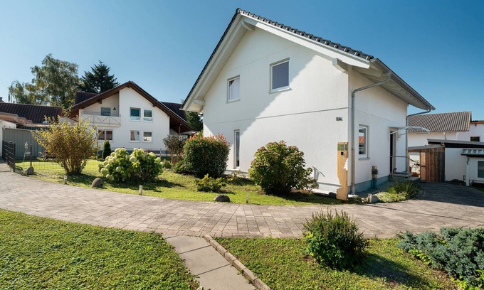 Oberkirch Casa | Holiday Home 'Langer' with Mountain View, Private Terrace and Wi-Fi
