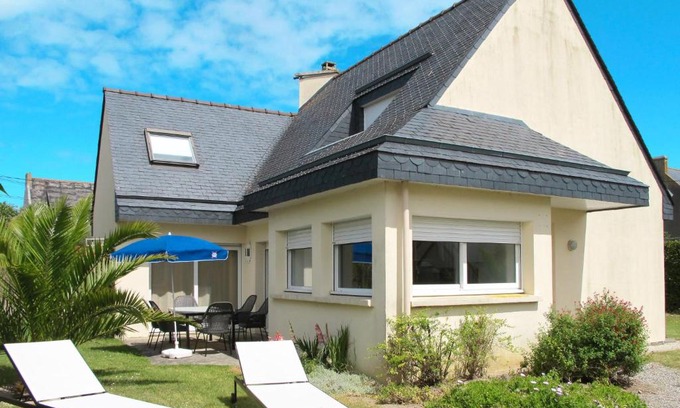 Cleder Casa | Holiday Home Le Triskell by Interhome