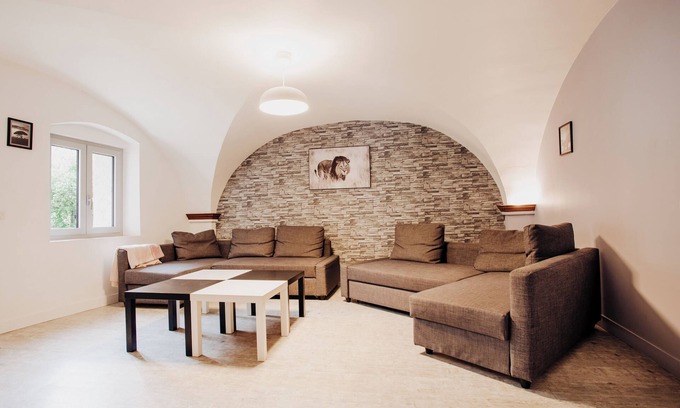Novallay Casa | Casa de vacaciones 'Maison 3 Vallées Val Thorens' con jardín privado y balcón