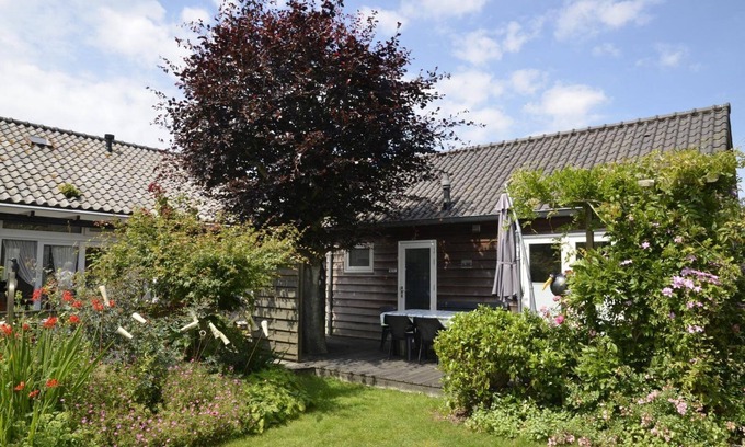 Den Helder Casa | Holiday home Merel in Den Helder. Suitable for 3 people, 1 bedroom. Sauna.