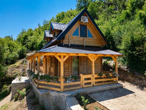 Rijeka Crnojevica Casa | Holiday Home MIA