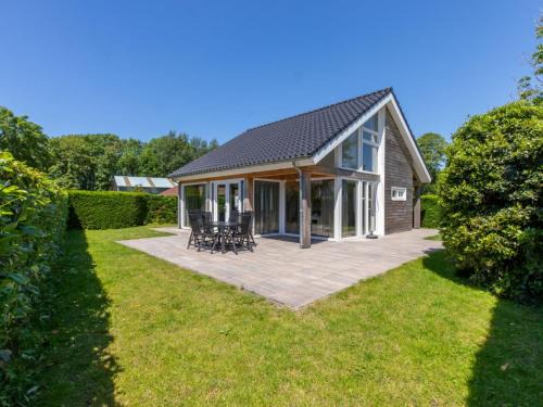 Burgh-Haamstede Casa | Holiday Home near Beach Burgh-Haamstede
