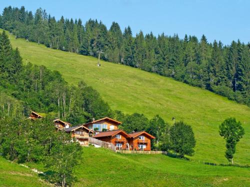 Hundsdorfl Casa | Holiday Home Nikola by Interhome