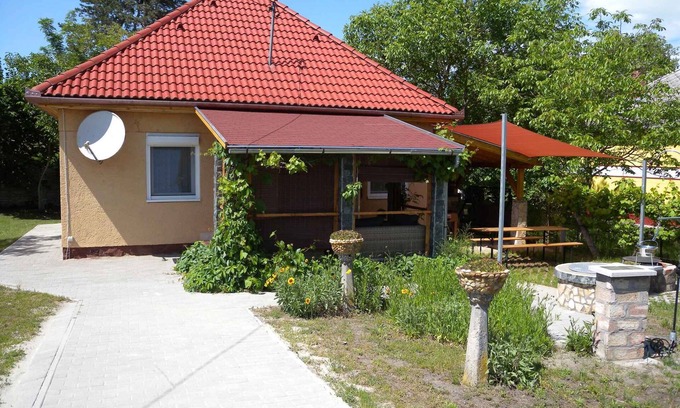 Fonyod Casa | Casa vacacional solo 200 m hasta la playa