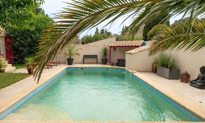 Cavaillon Casa | Casa de vacaciones 'P'tit Bout De Paradis' con piscina privada, terraza privada y Wi-Fi