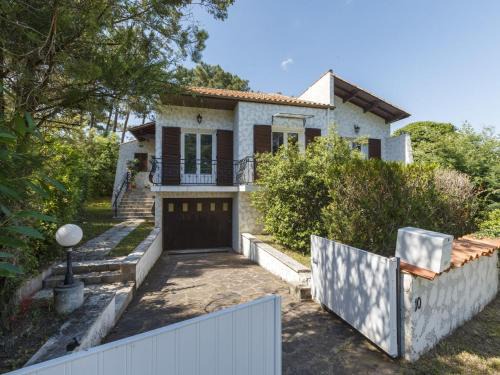 La Palmyre Casa | Holiday Home Parc de la Résidence by Interhome