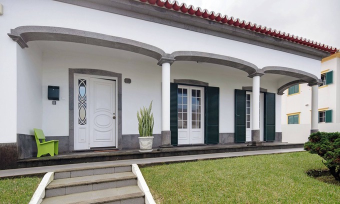 Ribeira Grande Casa | Casa de vacaciones 'Pascoal House' con terraza privada, jardín privado y Wi-Fi