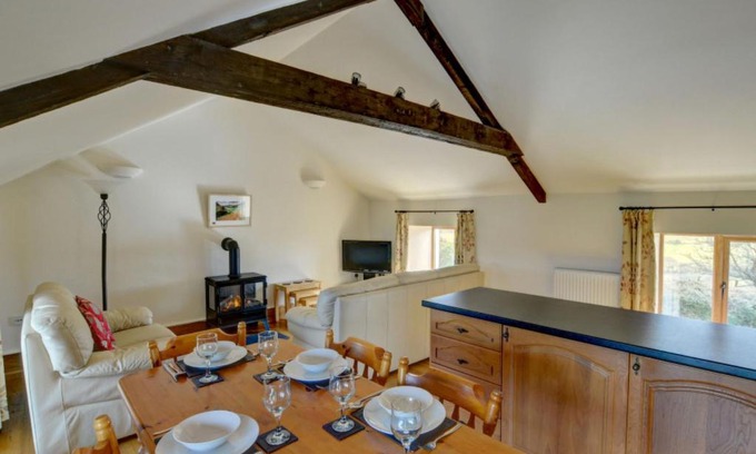 Glandyfi Casa | Holiday Home Penrhyncoch